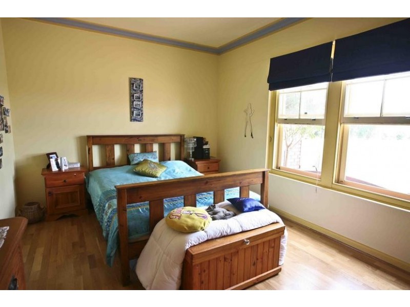 2 Little Street, Scone NSW 2337