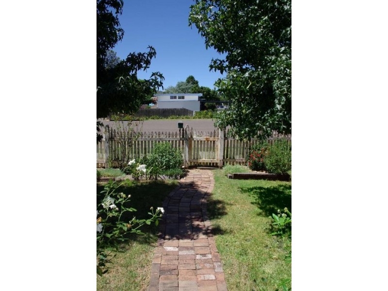 51 Waverley Street, Scone NSW 2337