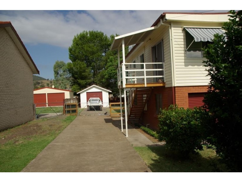 94 Barton St, Scone NSW 2337