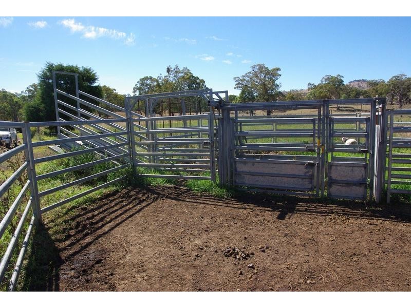 1142 Warrah Creek Road, Willow Tree NSW 2339