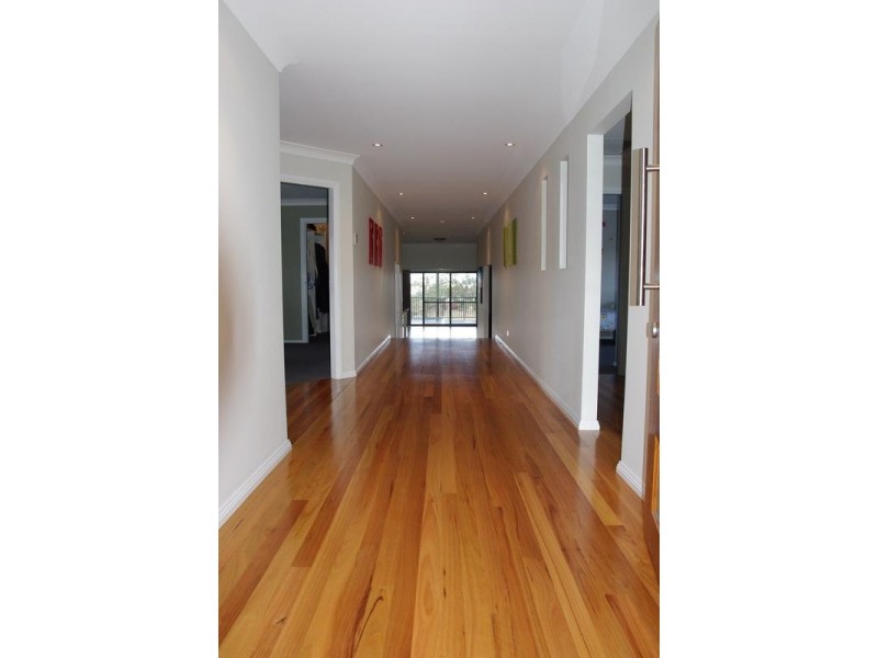 20 Redbank Drive, Scone NSW 2337