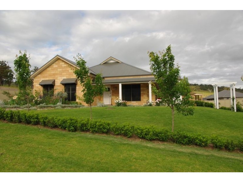 43 Redbank Drive, Scone NSW 2337