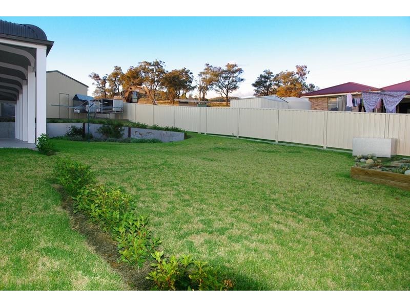 43 Redbank Drive, Scone NSW 2337