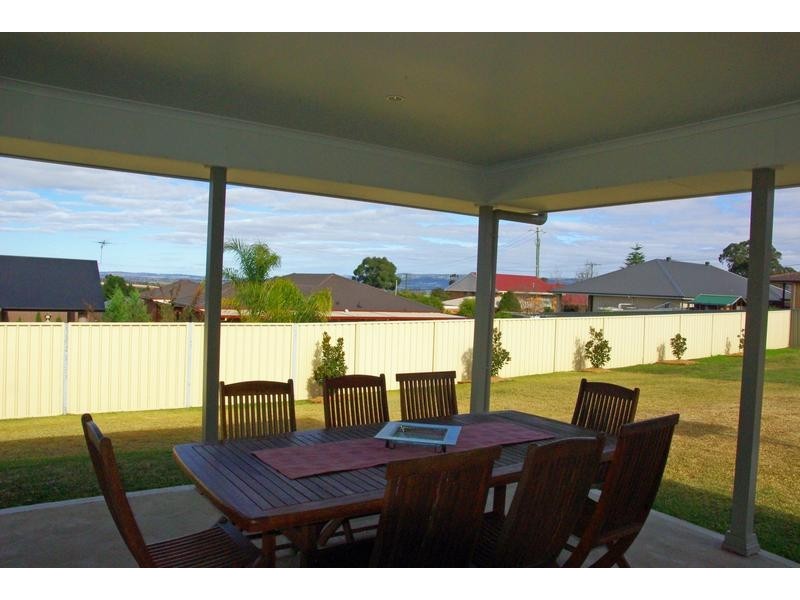 3 Redbank Drive, Scone NSW 2337