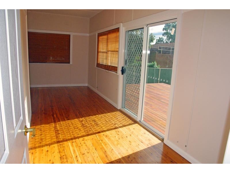 10 Sydney Street, Scone NSW 2337