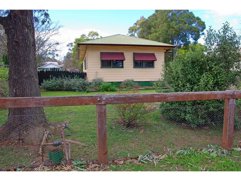 74 Waverley Street, Scone NSW 2337