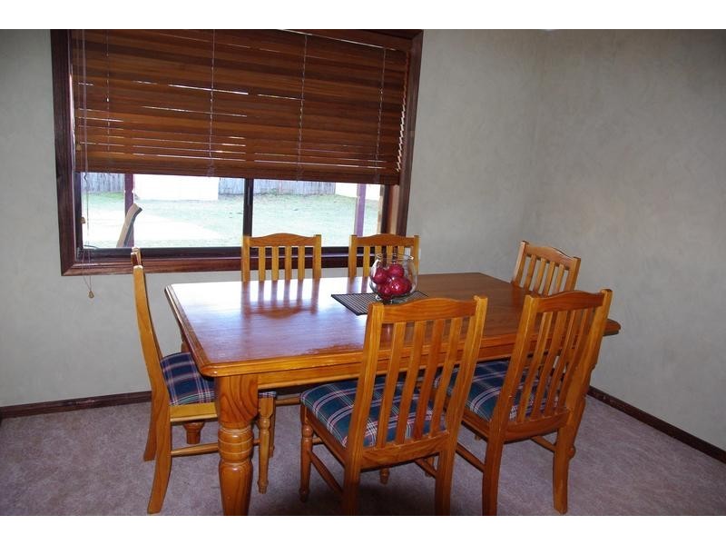 27 Nyarra Street, Scone NSW 2337