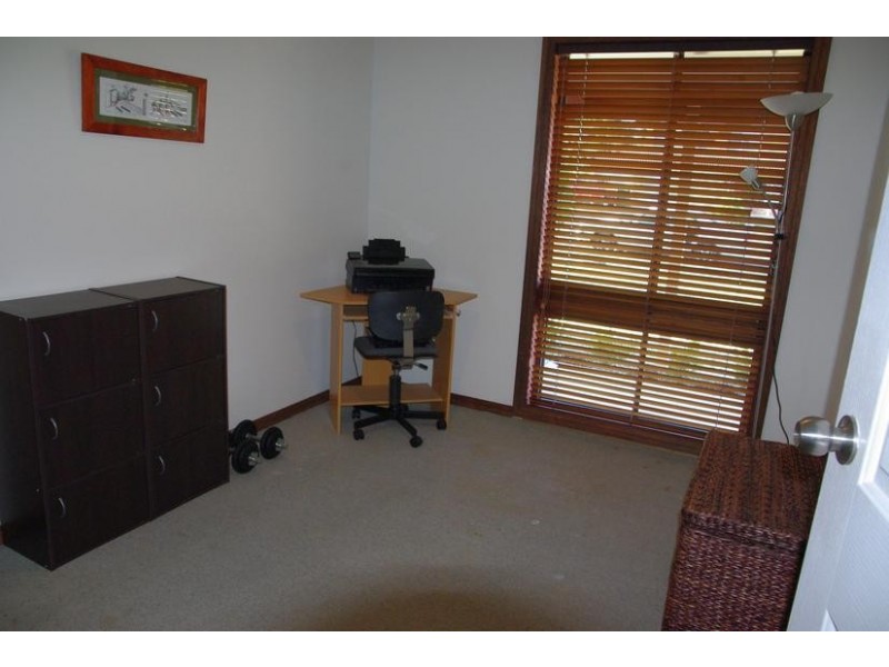 27 Nyarra Street, Scone NSW 2337