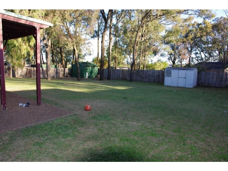 27 Nyarra Street, Scone NSW 2337