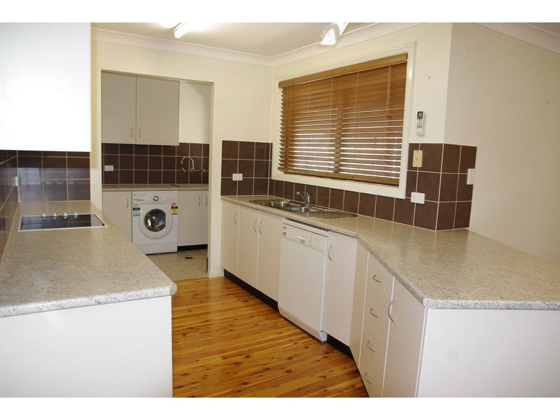 33 Seaward Avenue, Scone NSW 2337