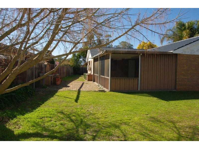 33 Seaward Avenue, Scone NSW 2337