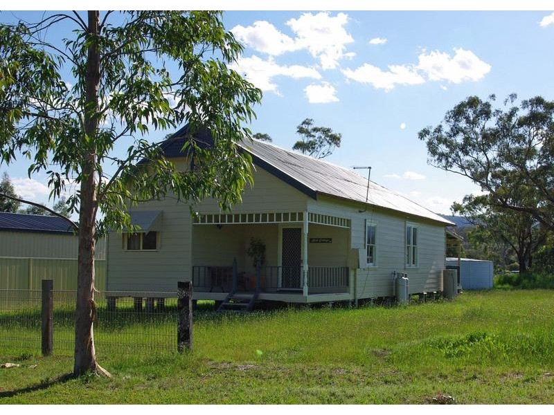 65 Raglan Street, Wingen NSW 2337