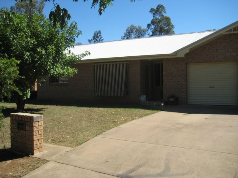 2/91 Satur Road, Scone NSW 2337