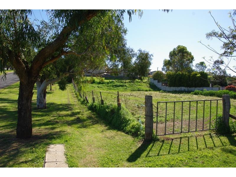 22 St Andrews Street, Aberdeen NSW 2336