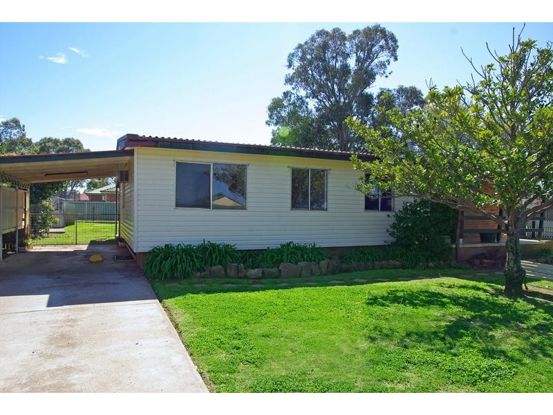 28 St. Heliers Street, Aberdeen NSW 2336
