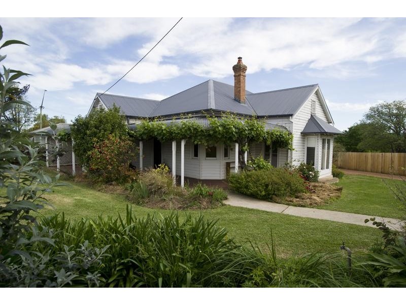 27 Smith Street, Scone NSW 2337