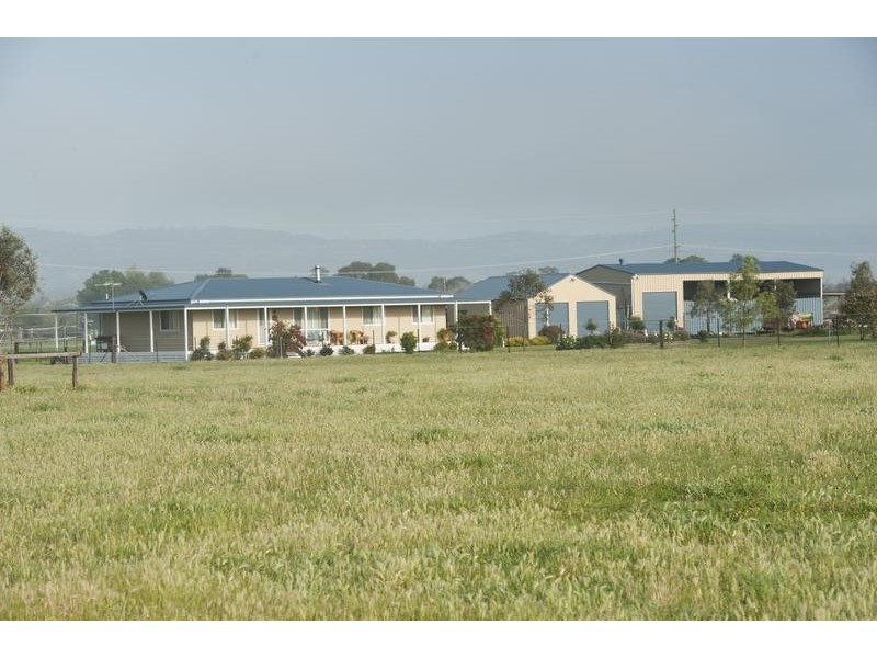 “Mundurra” 36 Blairmore Lane, Aberdeen NSW 2336