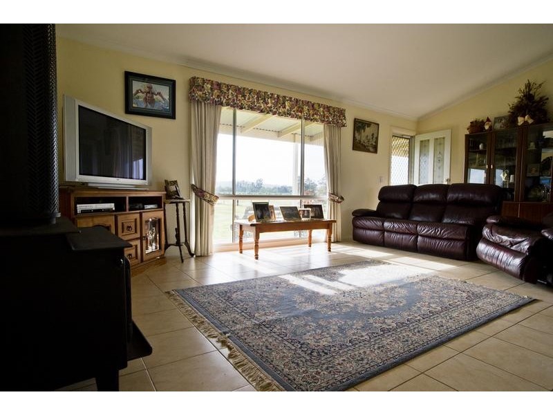 “Mundurra” 36 Blairmore Lane, Aberdeen NSW 2336