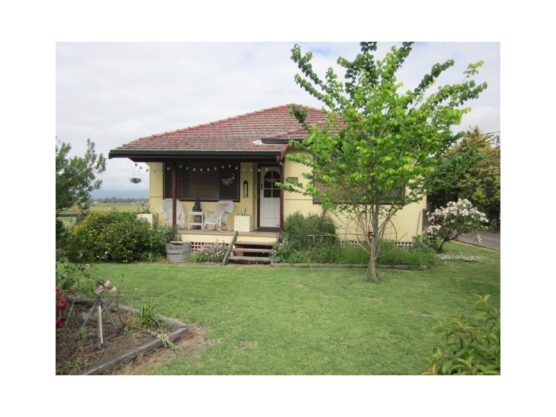 17C Kelly Street, Scone NSW 2337