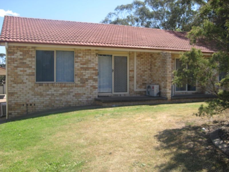 1/100 Bedford Street, Aberdeen NSW 2336