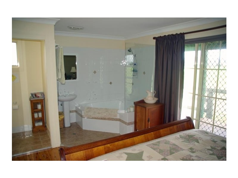 22 Segenhoe Road, Scone NSW 2337