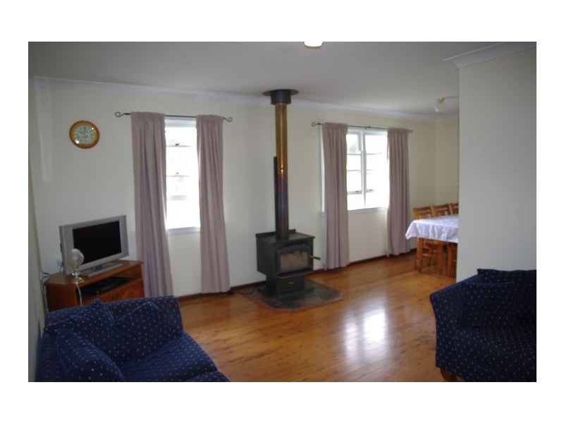 9 Roseberry Street, Wingen NSW 2337