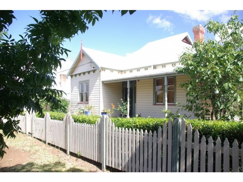 136 Susan St, Scone NSW 2337