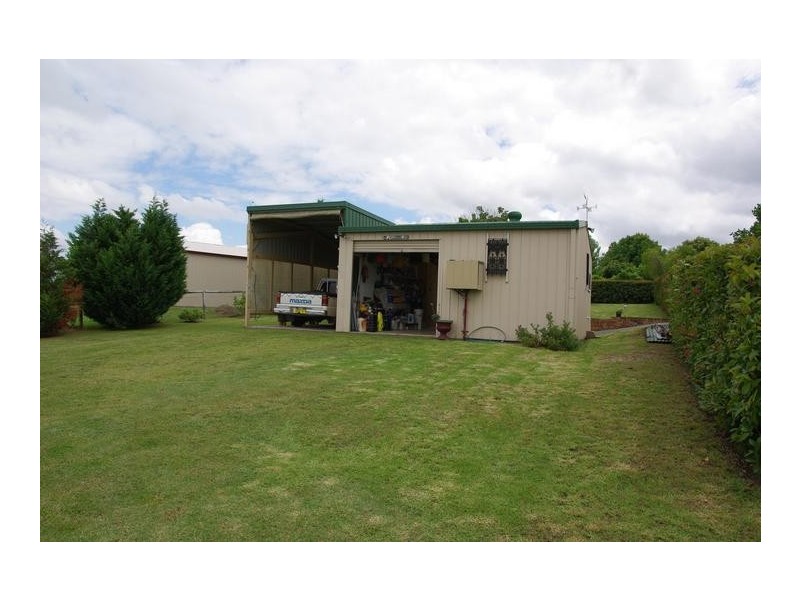 3 Stanstead Close, Scone NSW 2337