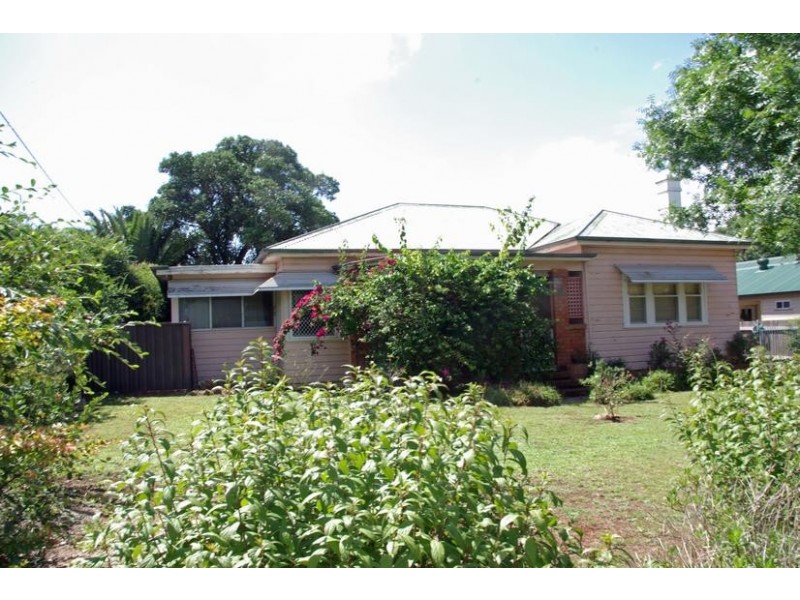 70 Oxford Road, Scone NSW 2337