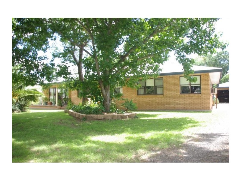 35 Waverley Street, Scone NSW 2337