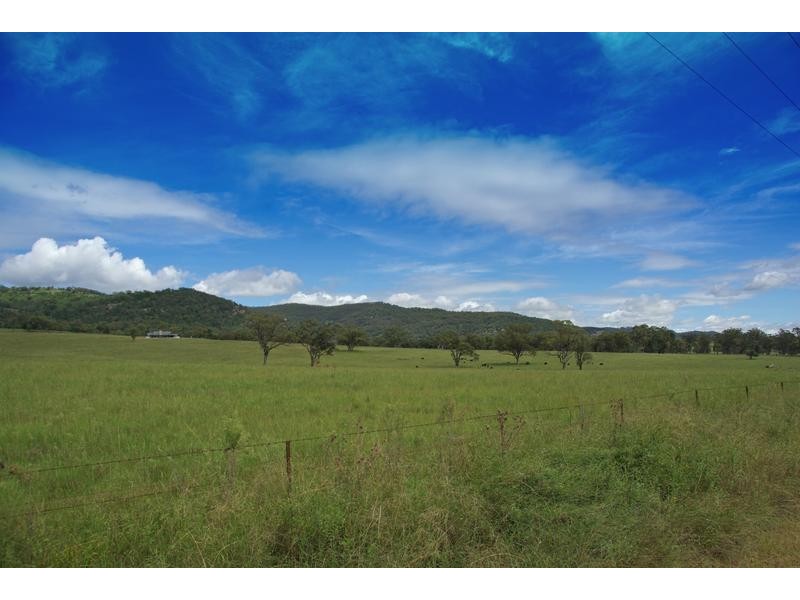 3 Yarrandi Road, Scone NSW 2337