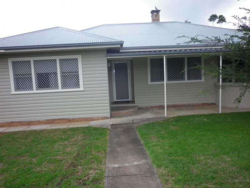 2 Joan Street, Scone NSW 2337