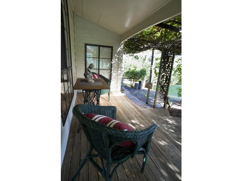 12 Wilson Street, Gundy NSW 2337