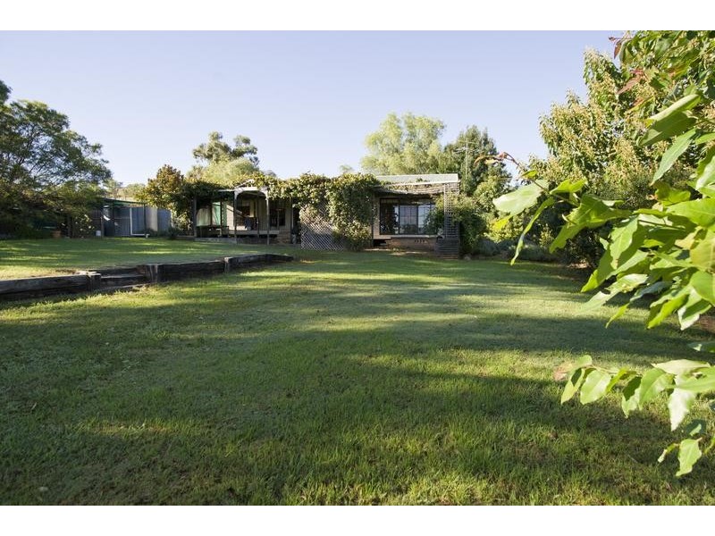 12 Wilson Street, Gundy NSW 2337