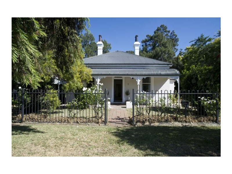 5 Park Street, Scone NSW 2337