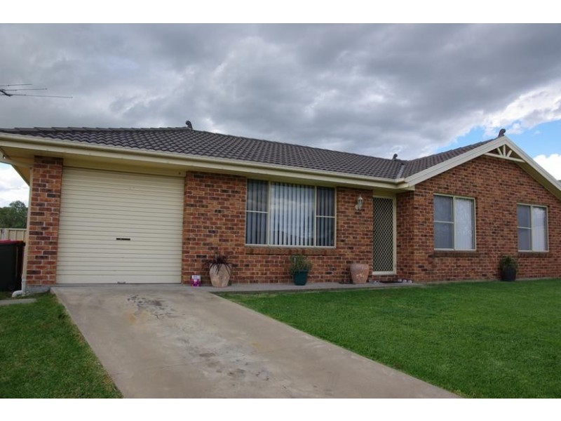 15 Eveleigh Court, Scone NSW 2337
