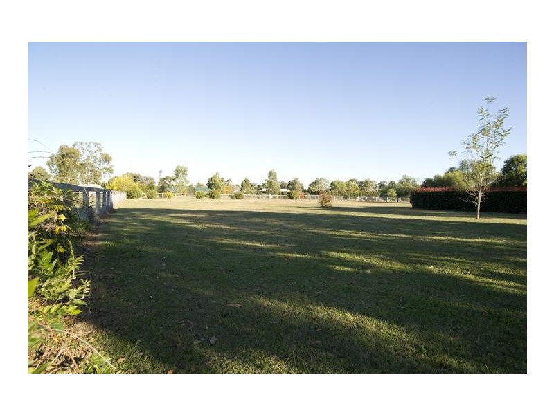 39 Gray Street, Scone NSW 2337