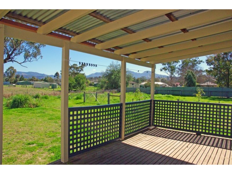 65 Raglan Street, Wingen NSW 2337