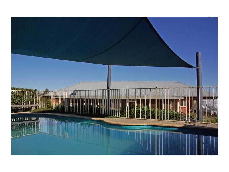 6 Halstead Close, Scone NSW 2337