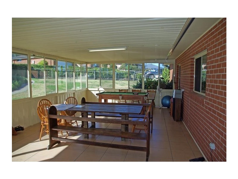 6 Halstead Close, Scone NSW 2337
