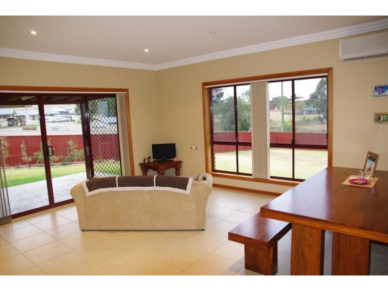 14 Alabama St, Scone NSW 2337