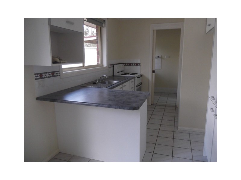 1/18 Gray, Scone NSW 2337