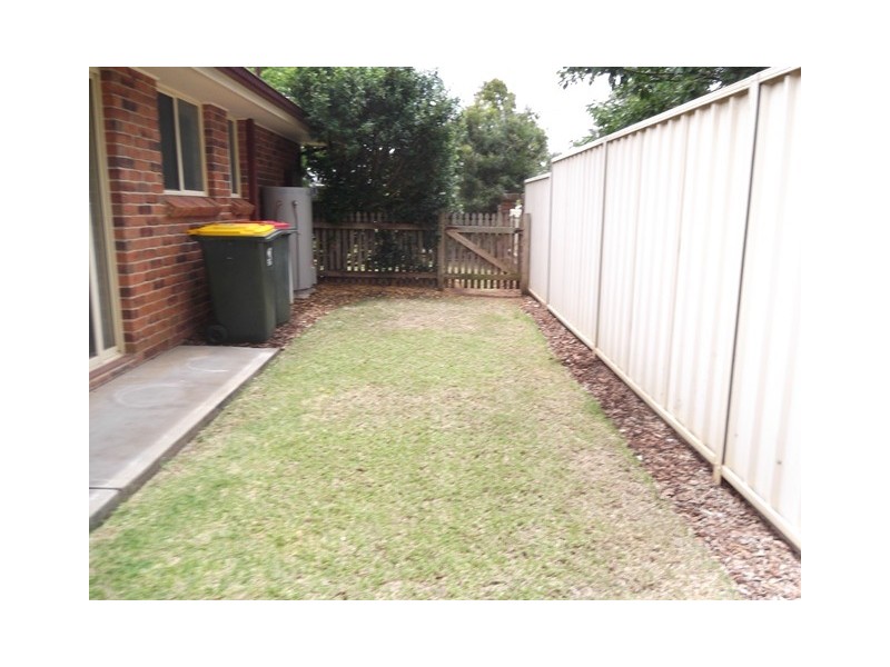 1/18 Gray, Scone NSW 2337