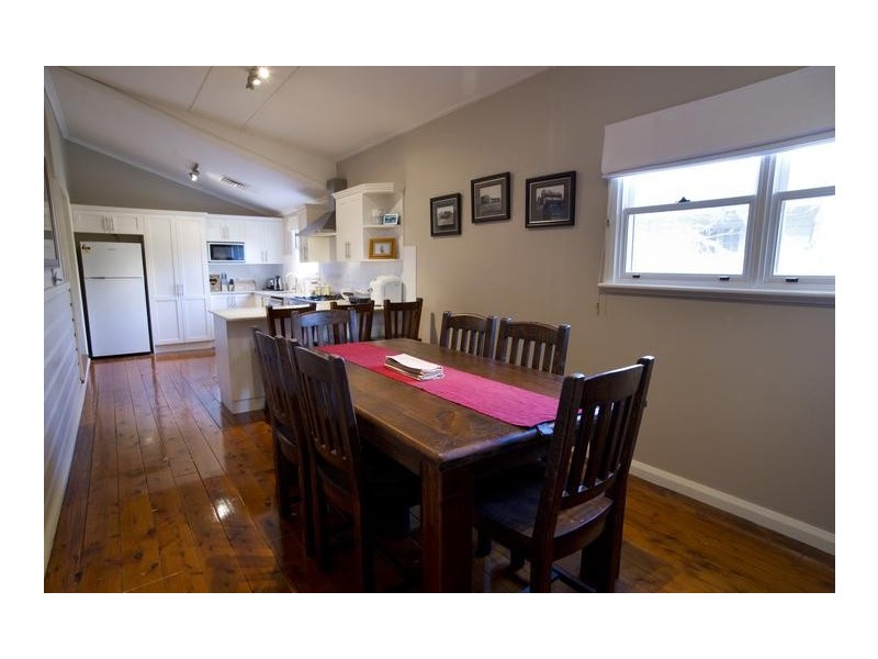 32 Oxford Road, Scone NSW 2337