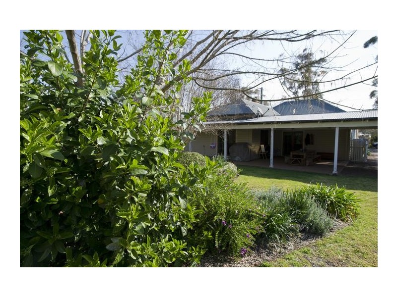 32 Oxford Road, Scone NSW 2337