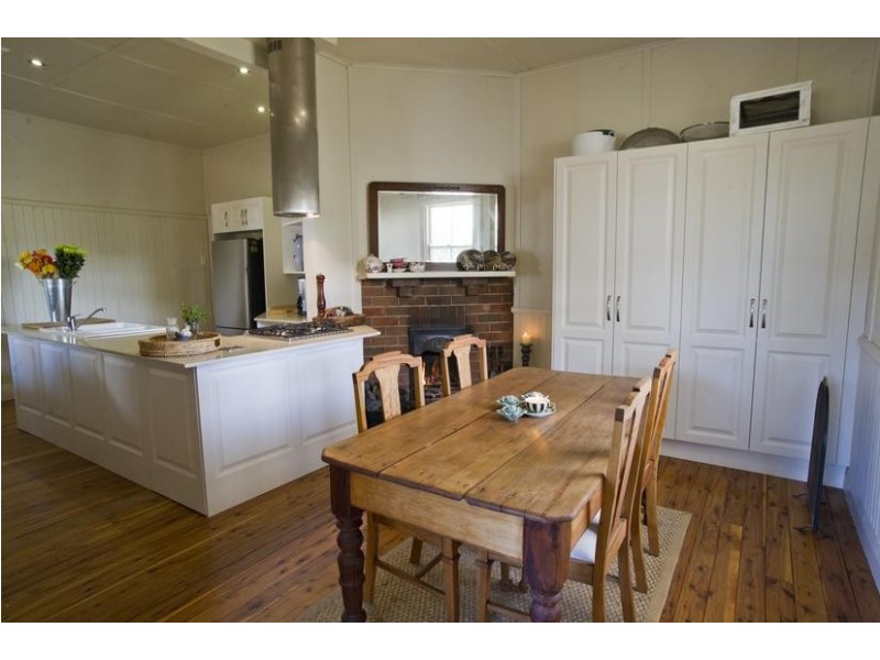 90 Main St, Scone NSW 2337