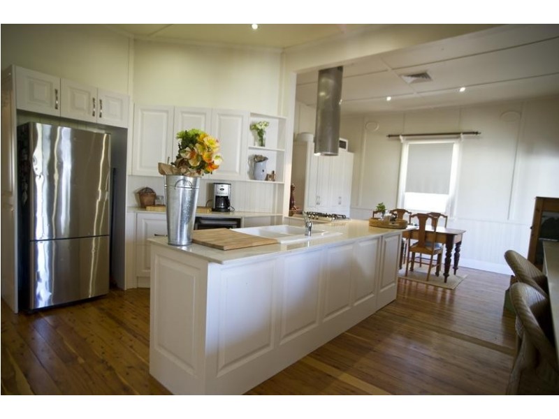 90 Main St, Scone NSW 2337