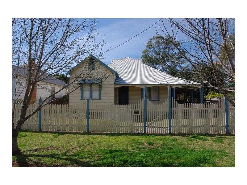 86 Main Street, Scone NSW 2337
