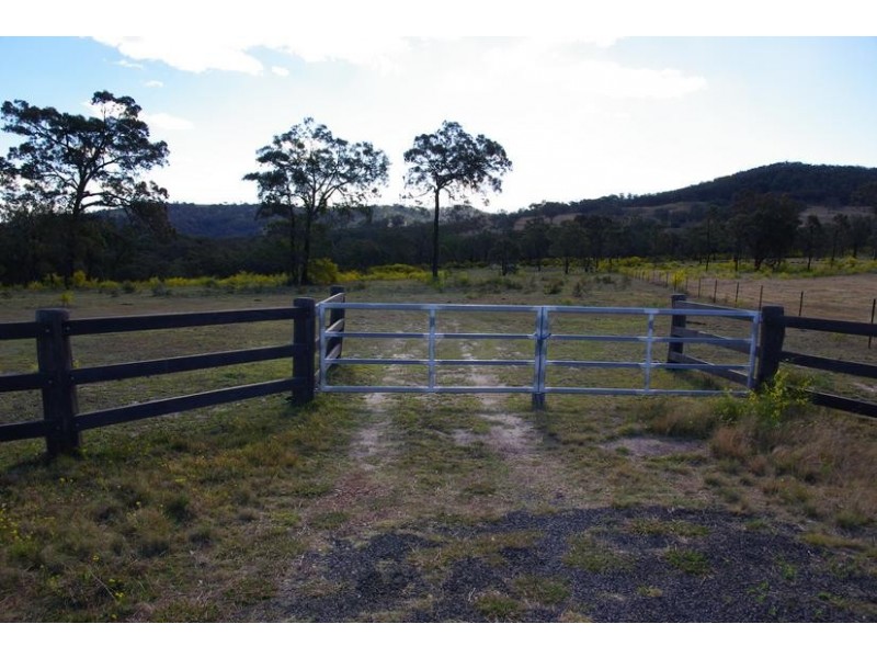 3 Ollerton Drive, Scone NSW 2337