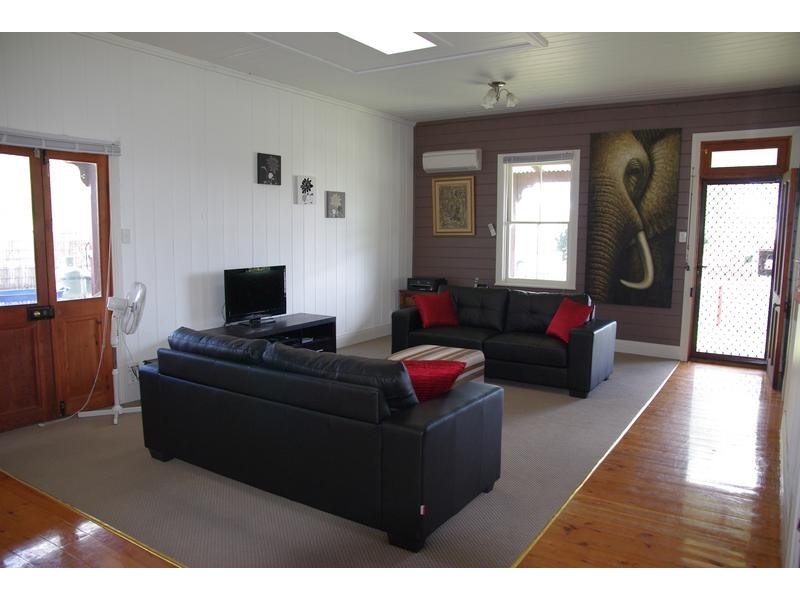 54 Park Street, Scone NSW 2337